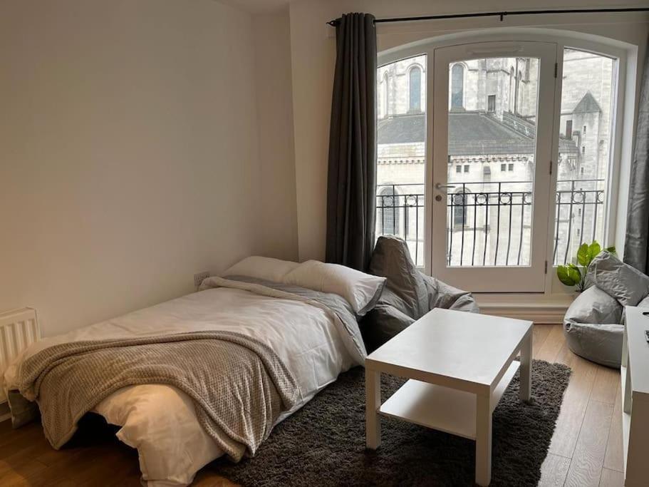 Luxury 2 Bed Gem In Heart Of